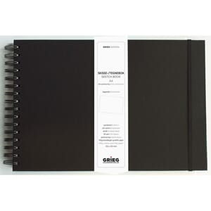 SKISSEBOK GRIEG A4 LIGGENDE SORT